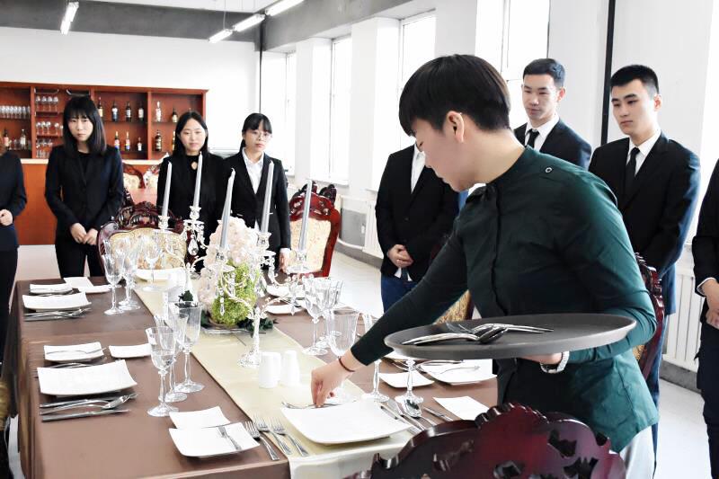 酒店管理专业全景解读 从核心课程到职业发展